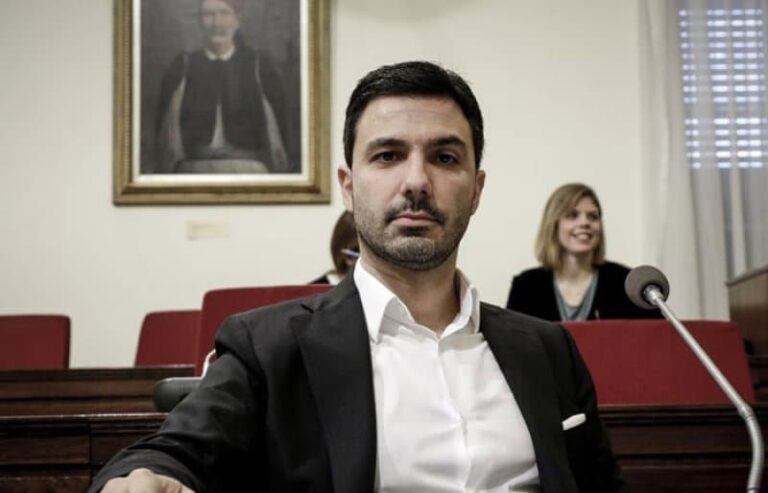 «Με στοχοποιούν»: Η απάντηση Πουλή μετά τη δίωξη για ΚΕΕΛΠΝΟ