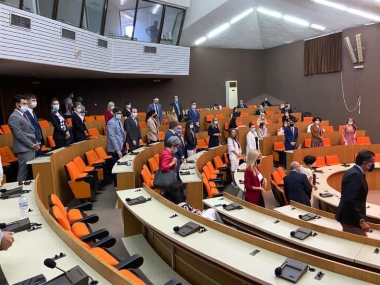 Στην Εθνική Σχολή Δικαστών ο Τσιάρας: Προανήγγειλε διάλογο για την τροποποίηση του προγράμματος σπουδών της (Εικόνες)