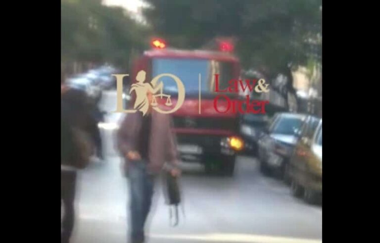 Φωτιά σε γνωστό εστιατόριο στο Κολωνάκι (αποκλειστικό βίντεο)