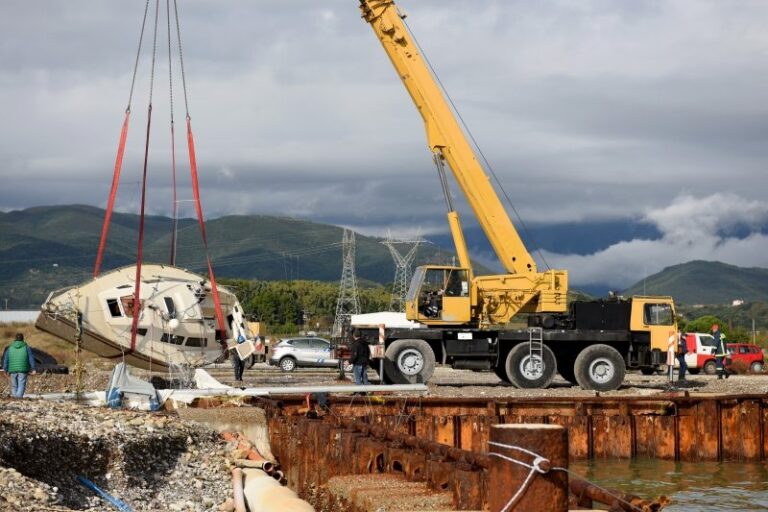Είχε δολοφονήσει τη μητέρα του ο ένας από τους δύο νεκρούς στο ιστιοφόρο στο Αντίρριο