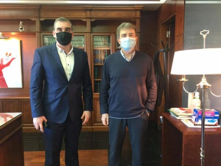 Δέσμευση Χρυσοχοΐδη σε Κωνσταντάτο για άμεση πάταξη της παραβατικότητας στην Αργυρούπολη