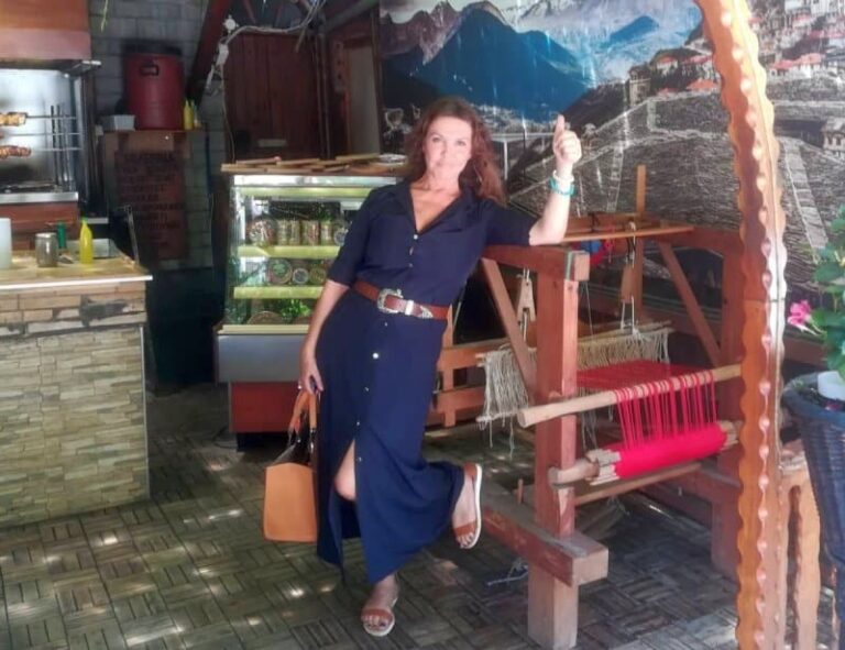 Η Βάνα Μπάρμπα στηρίζει Κιμούλη-Σπυρόπουλο: «Εκαναν κρα για να παίξουν με τους δήθεν βασανιστές τους»
