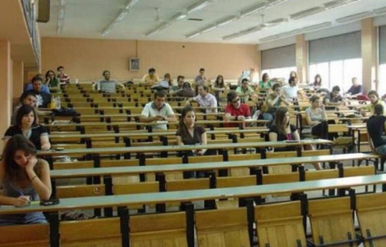 Είσοδος με κάρτες και κάμερες ασφαλείας στα ΑΕΙ – Τι απαντά το υπ. Παιδείας