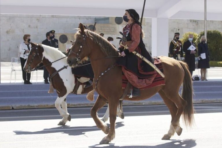 Ετοιμάζεται η νέα δύναμη του Στρατού Ξηράς: Ιππείς μαυροσκούφηδες