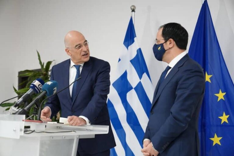 Τι συζήτησε ο υπουργός Εξωτερικών με τους ομολόγους του Κύπρου και Αιγύπτου