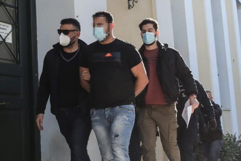 Στη φυλακή ο Αιγύπτιος για την ομηρία στον Άγιο Παντελεήμονα – Ζήτησε συγγνώμη, μετά την προφυλάκισή του