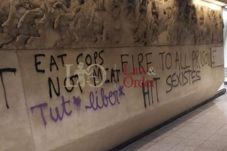 Καταδρομική εισβολή κουκουλοφόρων στο σταθμό «Ακρόπολη» του Μετρό – 56 προσαγωγές (Εικόνες)