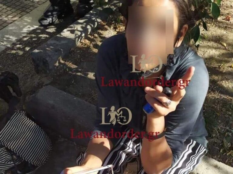 Άνδρες των ΜΑΤ συνέλαβαν αλλοδαπή που προκάλεσε εμπρησμό στο Πεδίον του Άρεως (εικόνες)