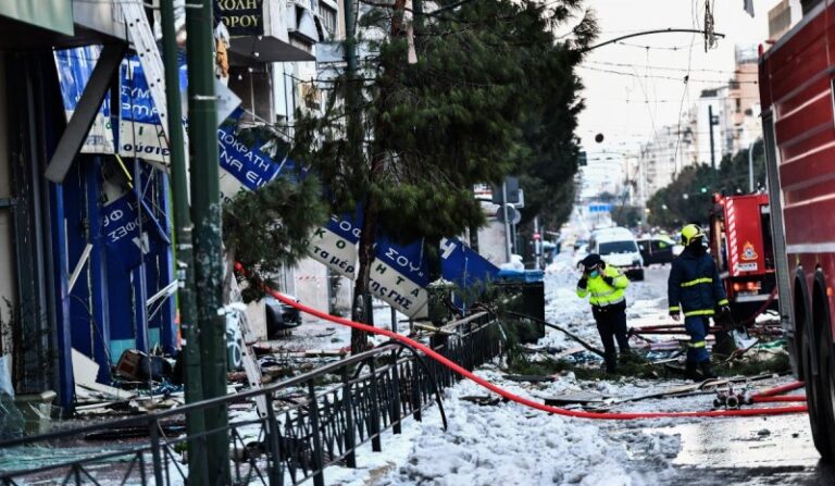 Ισχυρή έκρηξη σε κτίριο στη Λεωφόρο Συγγρού – Ένας τραυματίας, επί τόπου τα ΤΕΕΜ (εικόνα & βίντεο)