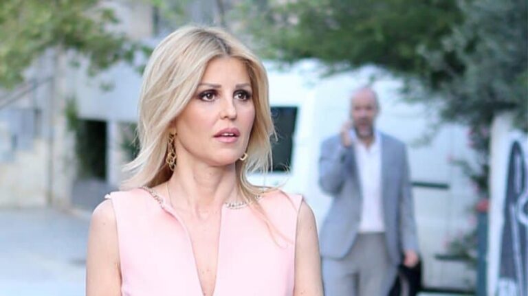 Καλοκαιρινός ανασχηματισμός με Έλενα Ράπτη υπουργό;