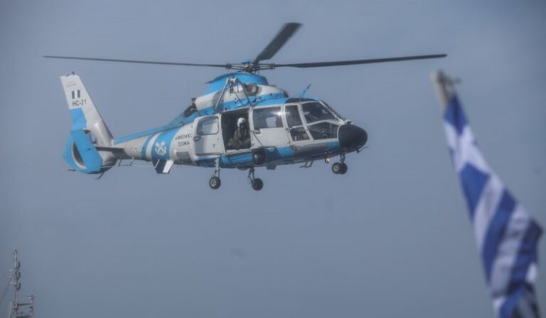 Εντοπίστηκαν οι σοροί δύο ανδρών ανοιχτά της Φολεγάνδρου – Συνεχίζονται οι έρευνες για 15 τουλάχιστον αγνοούμενους