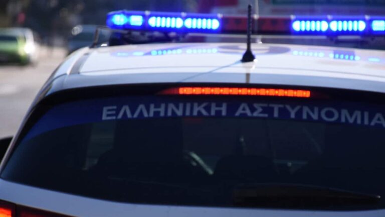 Καβάλα: Χειροπέδες σε διακινητή παράνομων μεταναστών – Κλεμμένο το όχημα που οδηγούσε