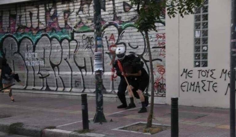 Συλληφθέντες της ΑΣΟΕΕ: Ελεύθεροι με τον όρο να μην μεταβαίνουν στα… Εξάρχεια!