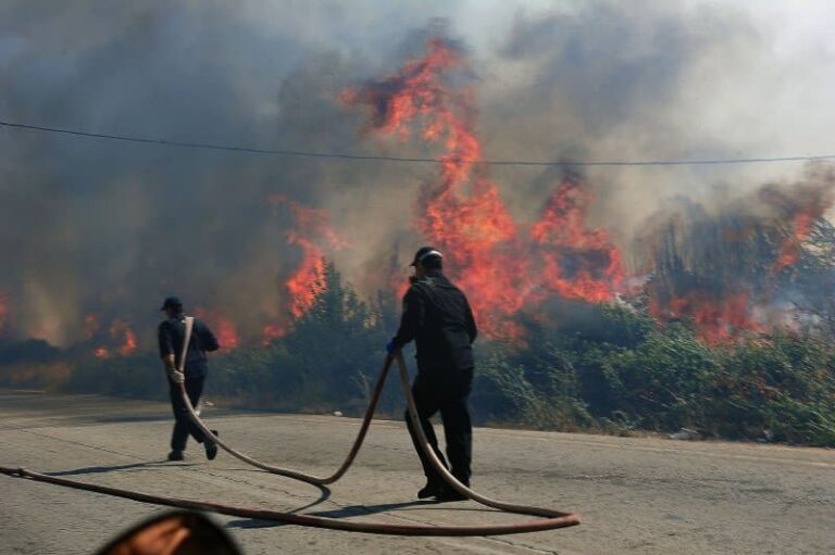 Ηράκλειο: Φωτιά στην Αγία Βάρβαρα του Δήμου Γόρτυνας