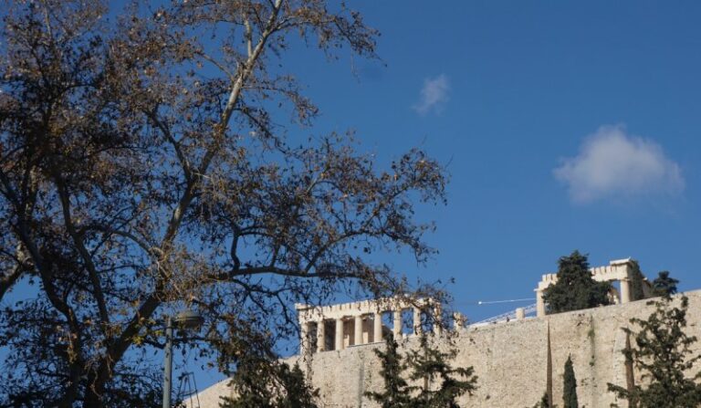 Αίθριος ο καιρός την Πέμπτη, λίγο πριν το έντονο ψύχος