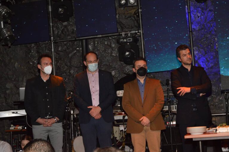 Ο Σύλλογος Ηπειρωτών Αστυνομικών Αττικής έκοψε την πρωτοχρονιάτικη βασιλόπιτα