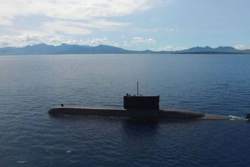indonesia submarine