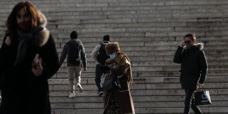 Καιρός: Ήλιος με «δόντια» με μικρή άνοδο της θερμοκρασίας