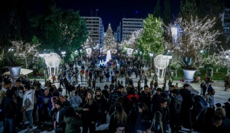 «Καμπανάκι» Παγώνη για την «Όμικρον»: «Θέλει μεγάλη προσοχή – Θα επικρατήσει» (βίντεο)