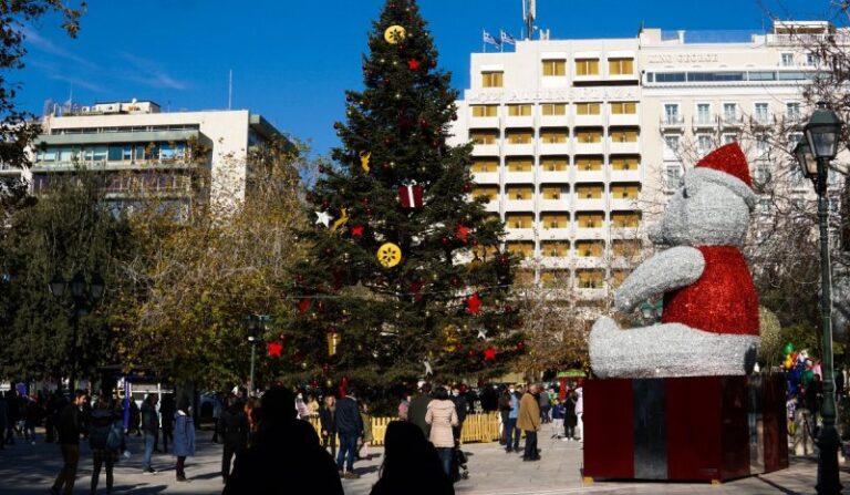 Δημόπουλος: «Μικρή η ζωή της Όμικρον, αλλά ταχεία η εξάπλωση»