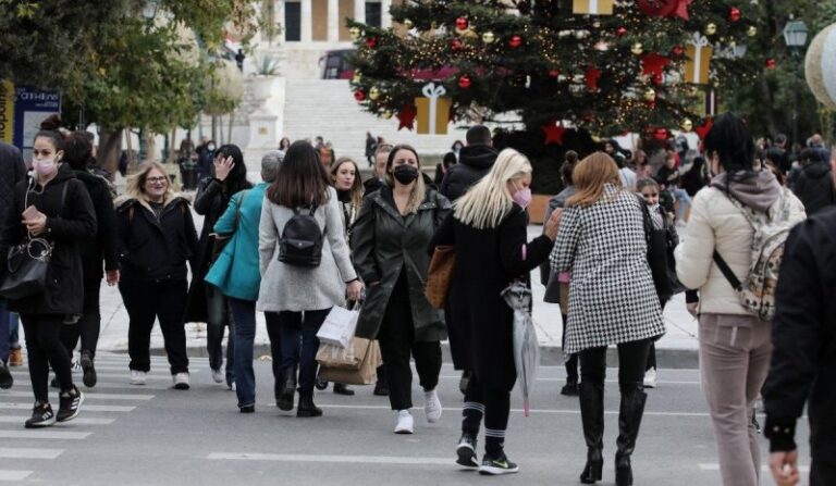 Γεωργιάδης για lockdown: «Δεν υπάρχει περίπτωση να κλείσει η αγορά τα Χριστούγεννα»