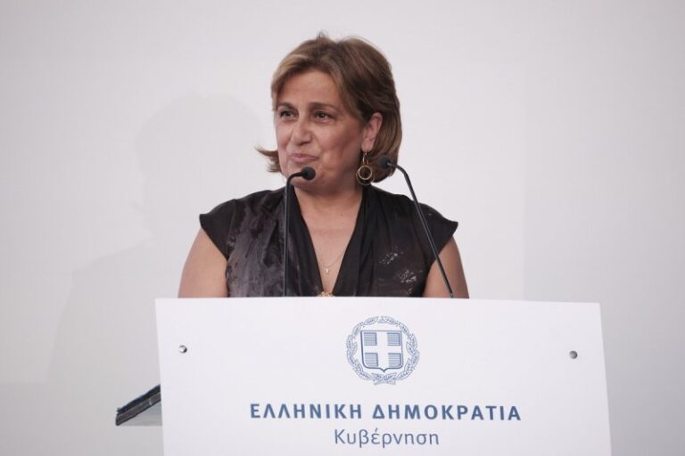 Κοτανίδου για κορονοϊό: «Το μεγάλο πρόβλημα αυτή τη στιγμή είναι οι ανεμβολίαστοι»