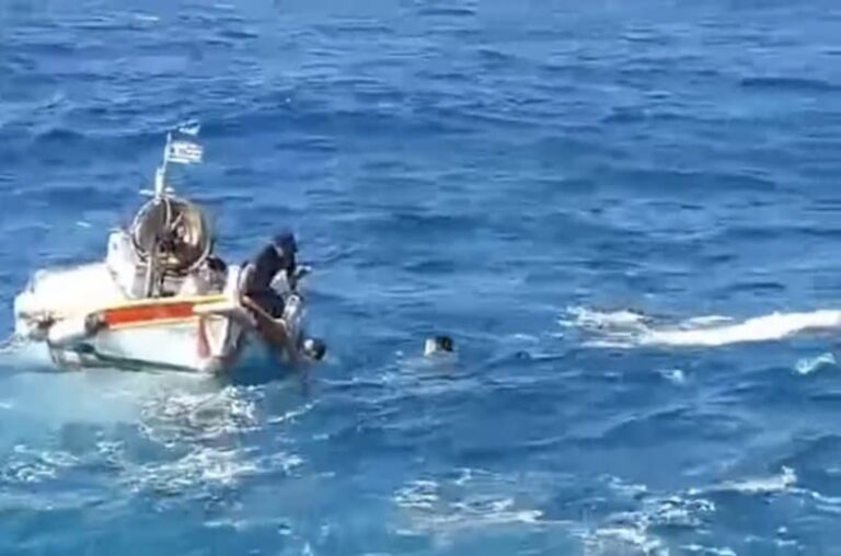 Έρευνες στον Μεσσηνιακό Κόλπο για τον εντοπισμό δύο μεταναστών που αγνοούνται