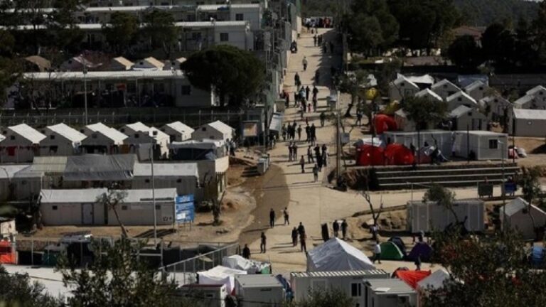 Σε δομές, διαμερίσματα και ξενοδοχεία της ενδοχώρας ακόμη 2.380 μετανάστες από τα νησιά