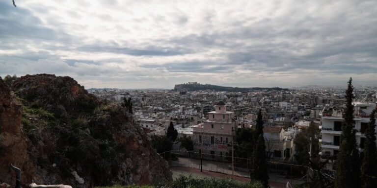 Καιρός: Νεφώσεις με μικρή άνοδο της θερμοκρασίας – Πού θα βρέξει