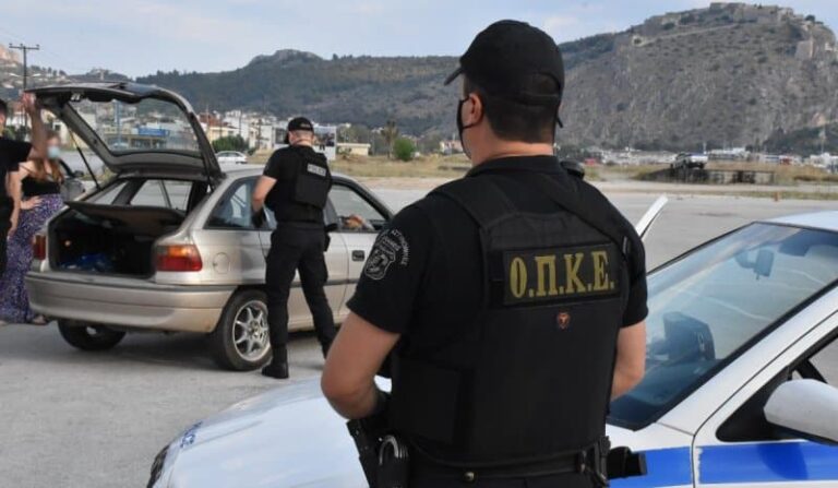 Θεσσαλονίκη: Συνελήφθησαν 4 διακινητές μεταναστών – Τους μετέφεραν με ταξί