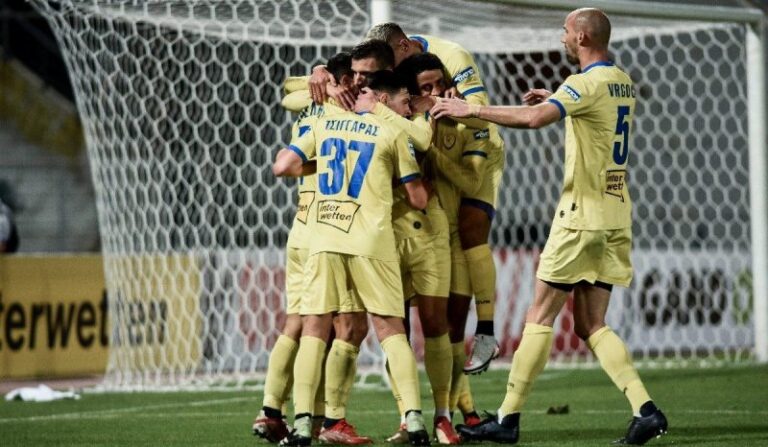 Super League: Ο Παναιτωλικός «άλωσε» (1-2) τον Βόλο