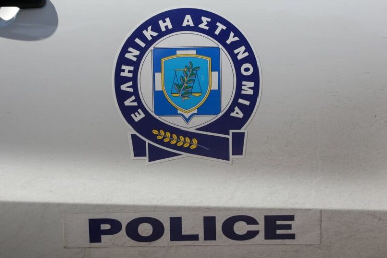 Αλγερινοί κακοποιοί έπεσαν στα χέρια της αστυνομίας μετά από περιπετειώδη καταδίωξη στα Εξάρχεια