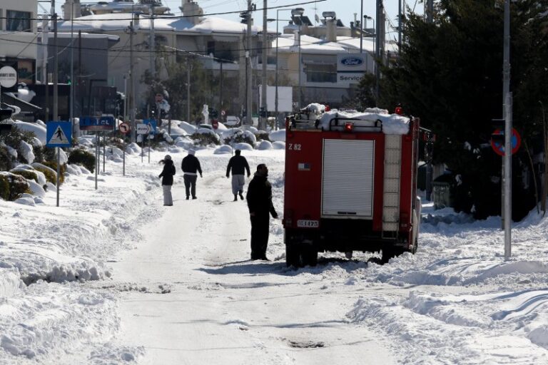 Κακοκαιρία «Ελπίς»: Πάνω από 2.000 κλήσεις δέχτηκε η Πυροσβεστική για παροχή βοήθειας στην Αττική