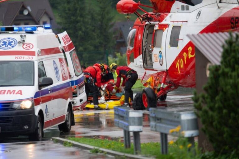 Πολωνία: Τουλάχιστον 5 νεκροί και 25 τραυματίες στα όρη Τάτρα από ισχυρή καταιγίδα (Βίντεο)
