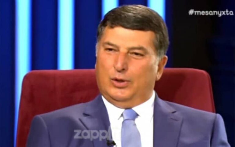 Συγκλονίζει Έλληνας πιλότος: Με πυροβόλησε ελεύθερος σκοπευτής 20 εκατοστά πάνω από το κεφάλι μου (Βίντεο)