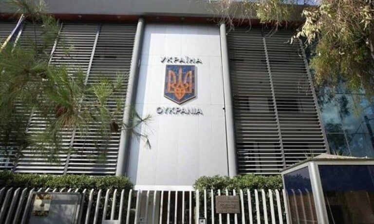 Πόλεμος στην Ουκρανία: 36 πρόσφυγες έφτασαν στην Ουκρανική πρεσβεία στην Αθήνα