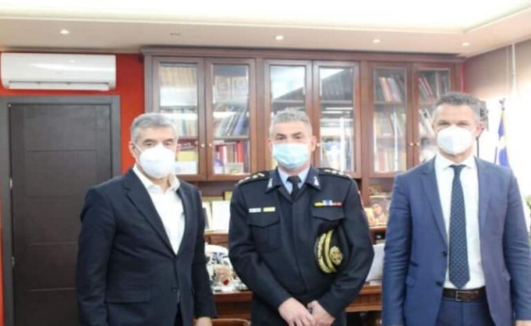Συνάντηση του Περιφερειάρχη Θεσσαλίας με τον νέο διοικητή Πυροσβεστικής Υπηρεσίας Λάρισας