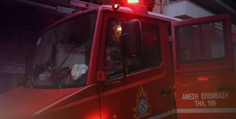 Έβαλαν φωτιά σε καφετέρια στο Κορωπί- Τι ερευνά η ΕΛ.ΑΣ