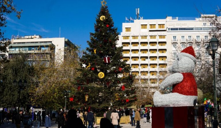 Νέα μέτρα: Συνεδριάζουν σήμερα οι ειδικοί για διασκέδαση, τηλεργασία και γήπεδα – Πότε θα εφαρμοστούν