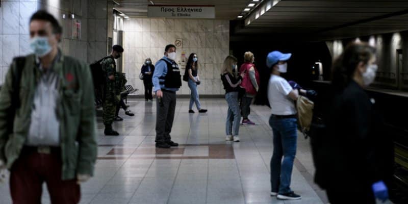 stathmos metro syntagma