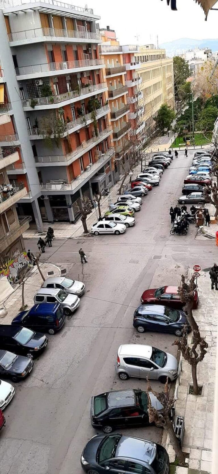 Επιχείρηση σφράγισης κτιρίου υπό κατάληψη στα Εξάρχεια