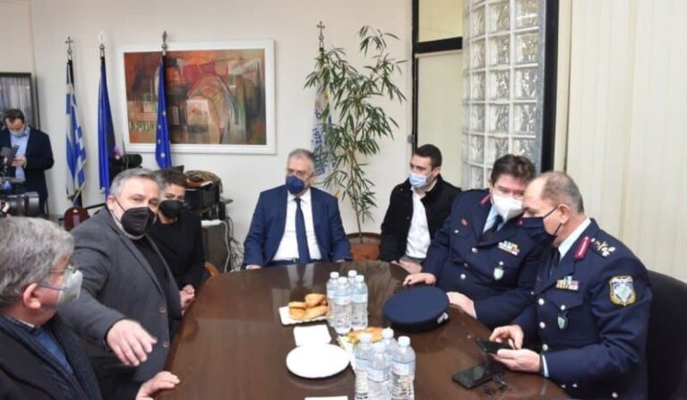 Θεοδωρικάκος από Θεσσαλονίκη: «Ενισχύεται η συνεργασία της Ελληνικής Αστυνομίας με την τοπική αυτοδιοίκηση»