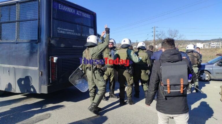 Θεσσαλονίκη: Η ΕΛΑΣ απέτρεψε αιφνιαδιαστική κάθοδο τρακτέρ στη Μουδανιών (εικόνες)