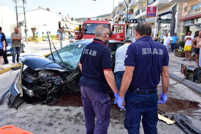 Θανατηφόρο τροχαίο στη Λάρισα – Υπέκυψε στα τραύματά του