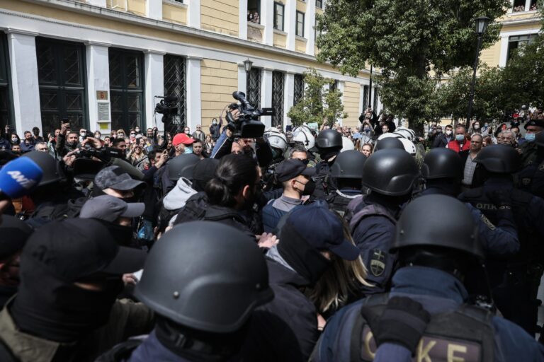 Διπλή εισαγγελική έρευνα στην Αθήνα για τους θανάτους Μαλένας και Ίριδας – Στα χέρια δυο εισαγγελέων οι σχετικοί φάκελοι που είχαν αρχειοθετηθεί