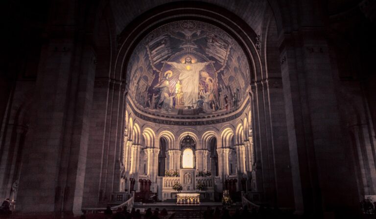 Γαλλία: Το Συνταγματικό Δικαστήριο ακύρωσε ψήφους για τις εκλογές επειδή έγιναν σε εκκλησία