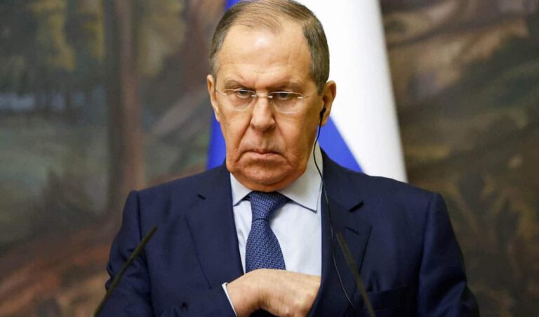 Δραματική προειδοποίηση Λαβρόφ: «Οδεύουμε σε απευθείας σύγκρουση πυρηνικών δυνάμεων»