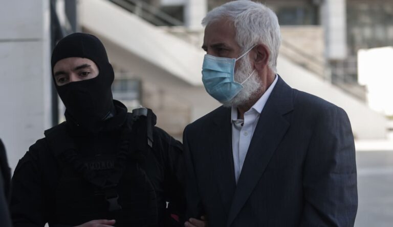 Δίκη Φιλιππίδη: Ξέσπασε σε λυγμούς ενώ κατέθετε η δεύτερη γυναίκα που τον κατήγγειλε – Τι είπε για τη γνωριμία τους