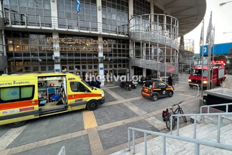 Θεσσαλονίκη: Ξίφος καρφώθηκε στο χέρι 11χρονης αθλήτριας ξιφασκίας (βίντεο)