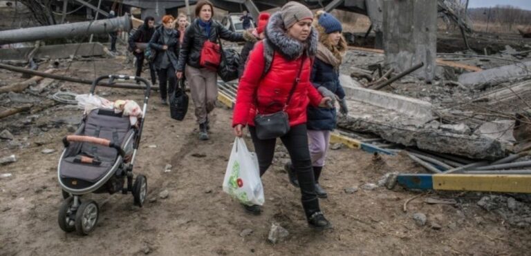 Ουκρανοί πρόσφυγες στην Ελλάδα: 584 εισήλθαν στη χώρα μέσα σε 24 ώρες